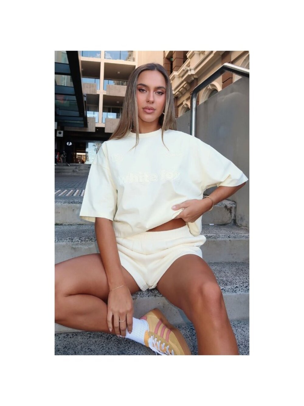 NWT White Fox Ready To Go Oversized Tee Lemon Size Small/Medium